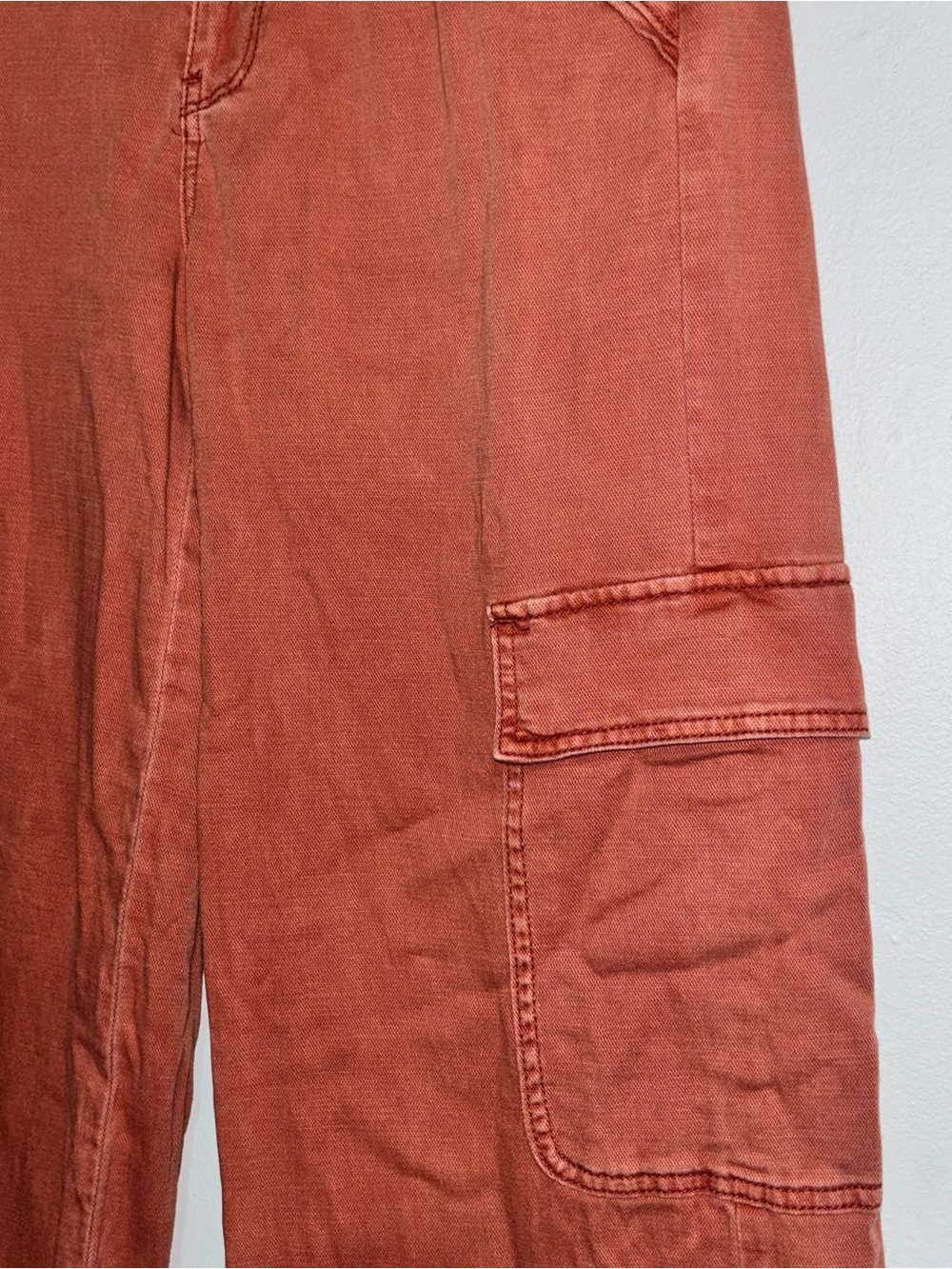 Pilcro Wide-Leg Cargo Pants — Rust Brown - Picture 3 of 8